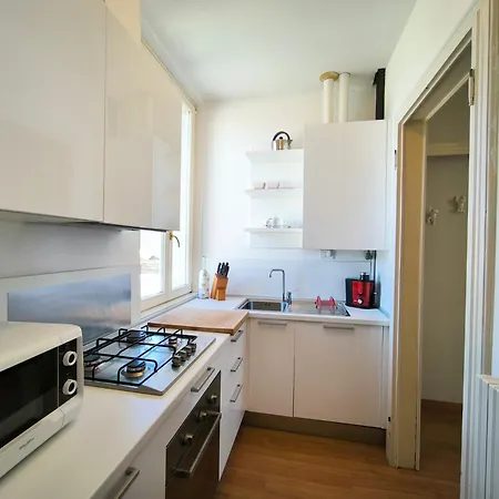 Διαμέρισμα La Casa Gialla Μπαβένο