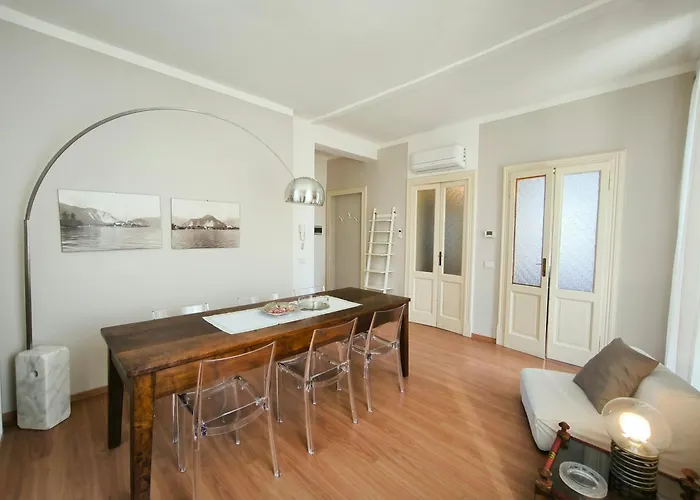 La Casa Gialla Baveno