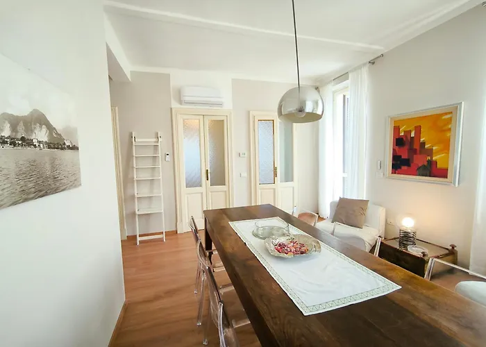 La Casa Gialla * Baveno